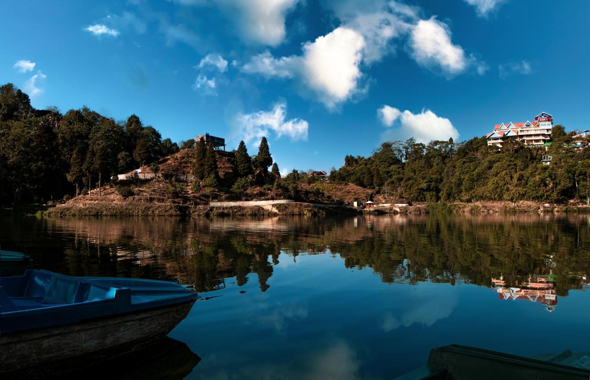 Mount Queens Hill Resort & Spa Mirik Exterior foto